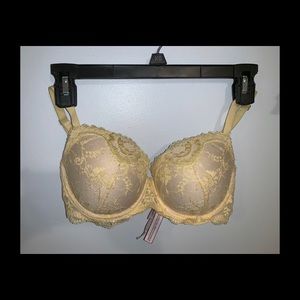 4 BRA BUNDLE - Victoria’s Secret & Heidi Klum